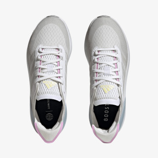adidas AVRYN 