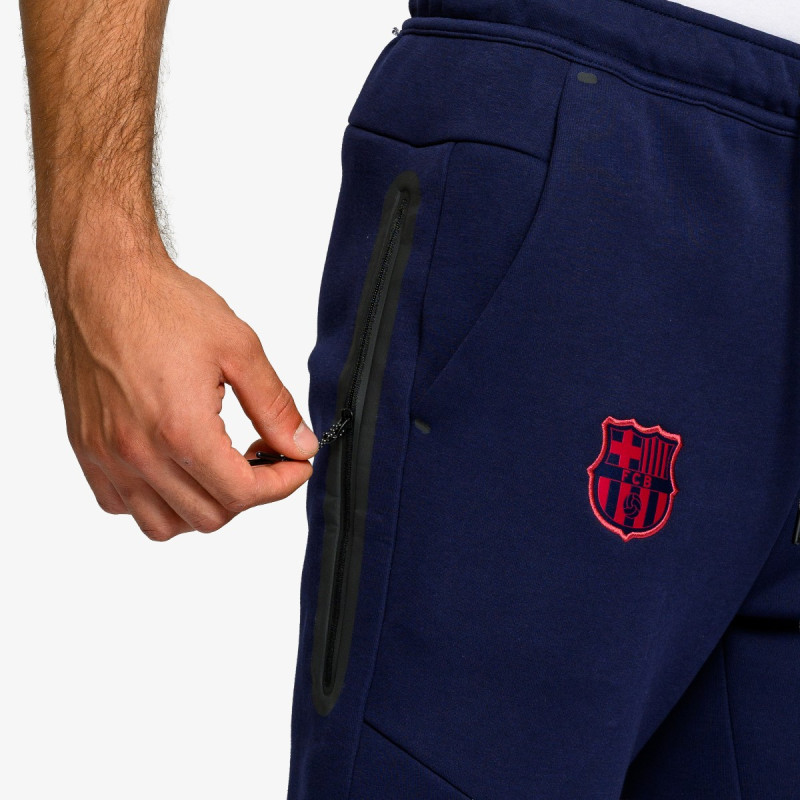 Nike FCB M NK TCH FLC JGGR 