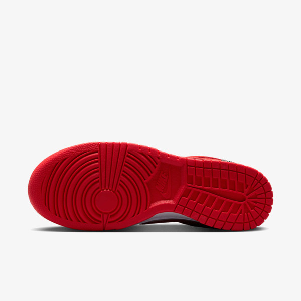 Nike WMNS NIKE DUNK LOW SE 