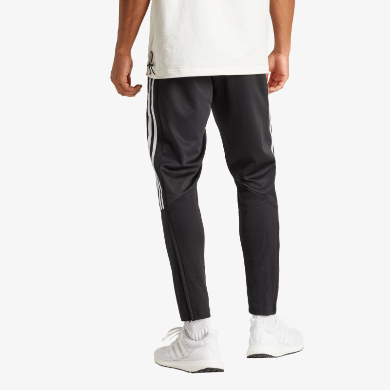 adidas Tiro 