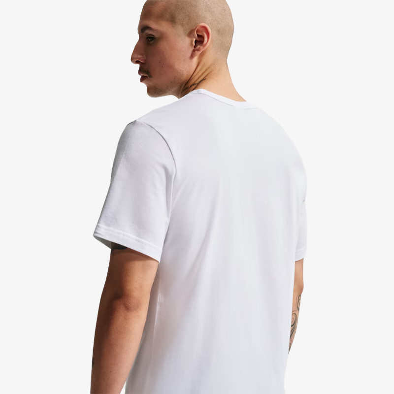 Nike Sportswear 
