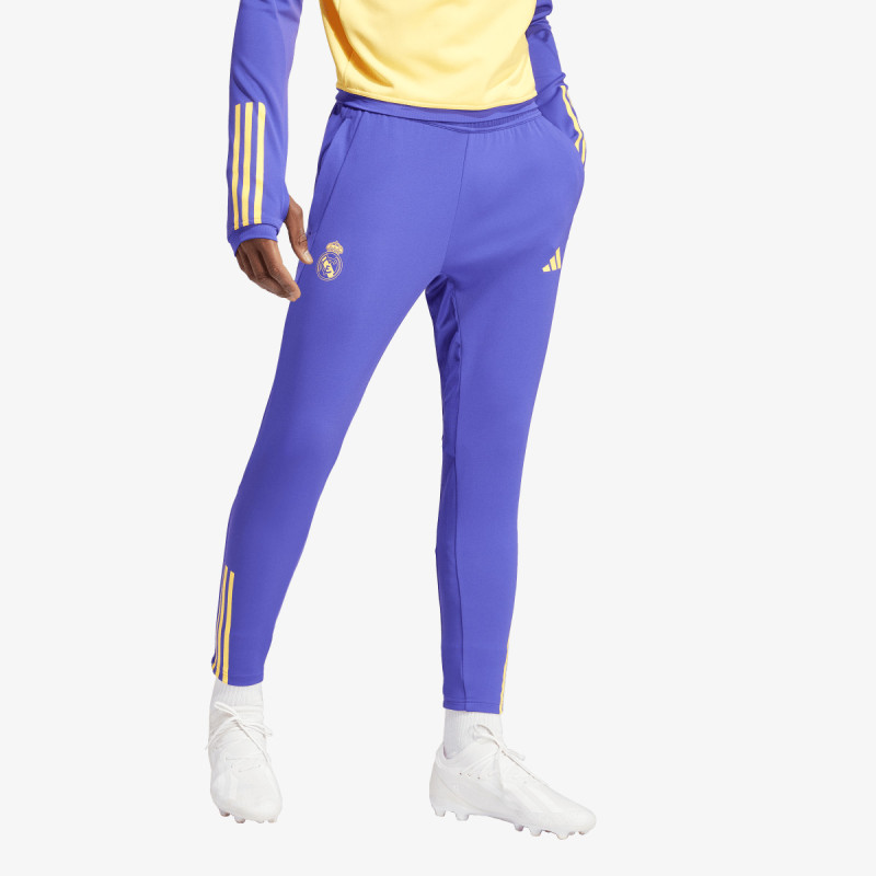 adidas REAL TR PNT 