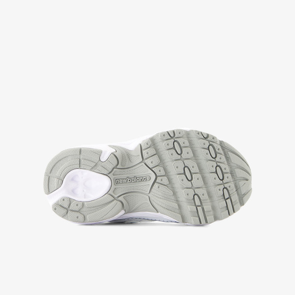 New Balance Маратонки K 740 