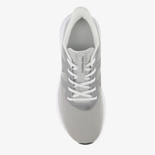 New Balance M 411 