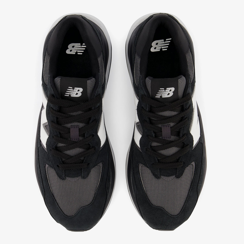 New Balance 5740 