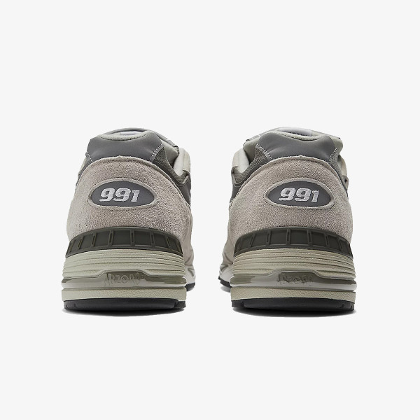 New Balance 991 