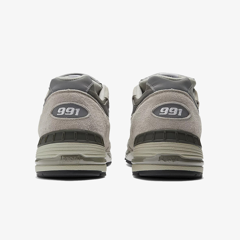 New Balance 991 
