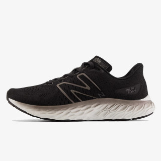 New Balance Маратонки EVOZ v3 