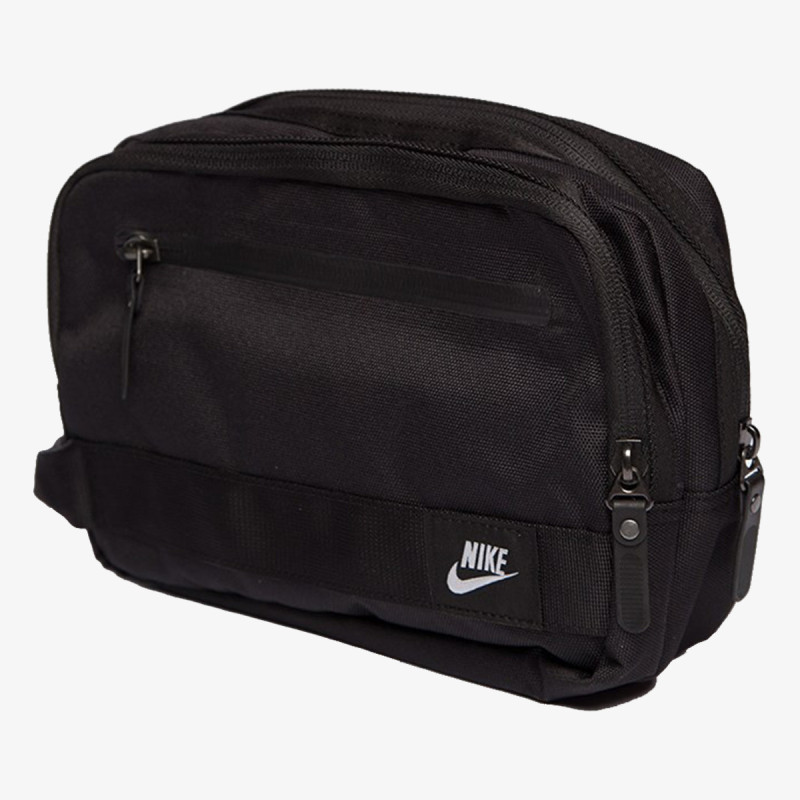 Nike toiletry kit 2025