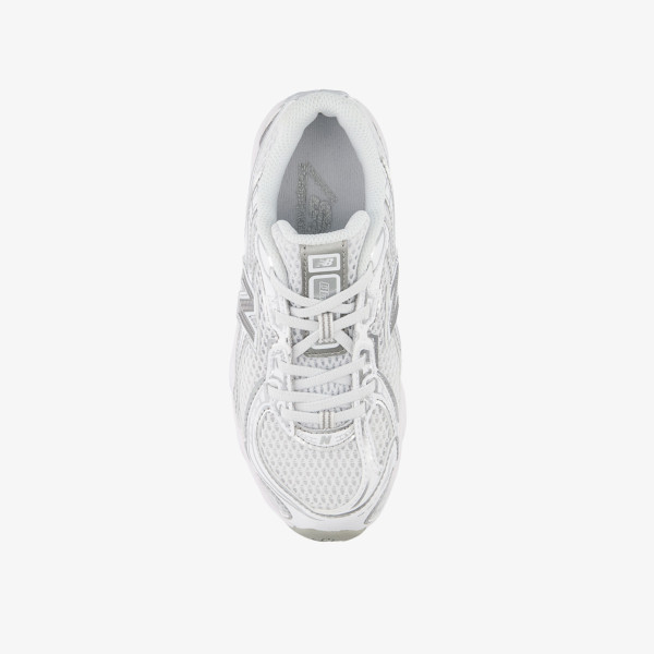 New Balance Маратонки K 740 