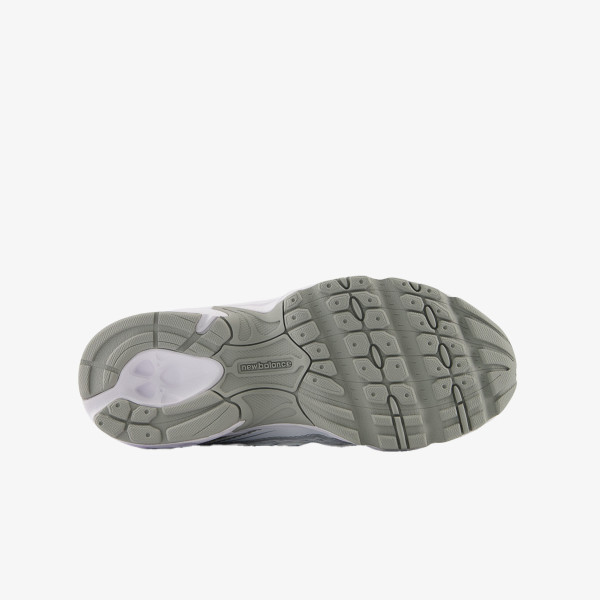 New Balance Маратонки K 740 