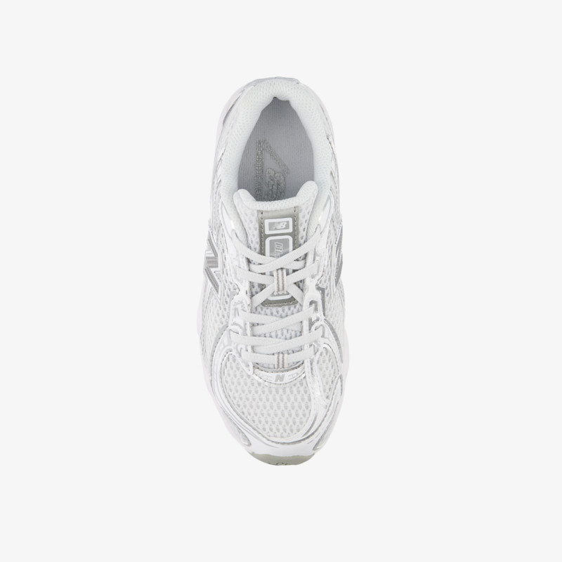 New Balance Маратонки K 740 