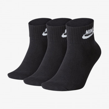 Nike Sportswear Everyday Essential 