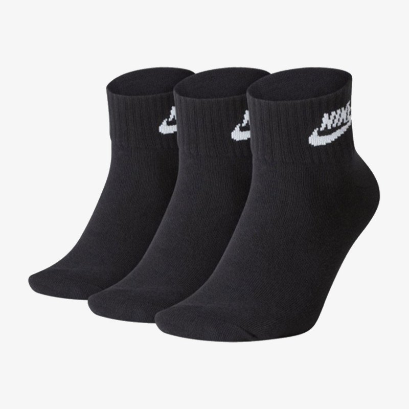 Nike Sportswear Everyday Essential 