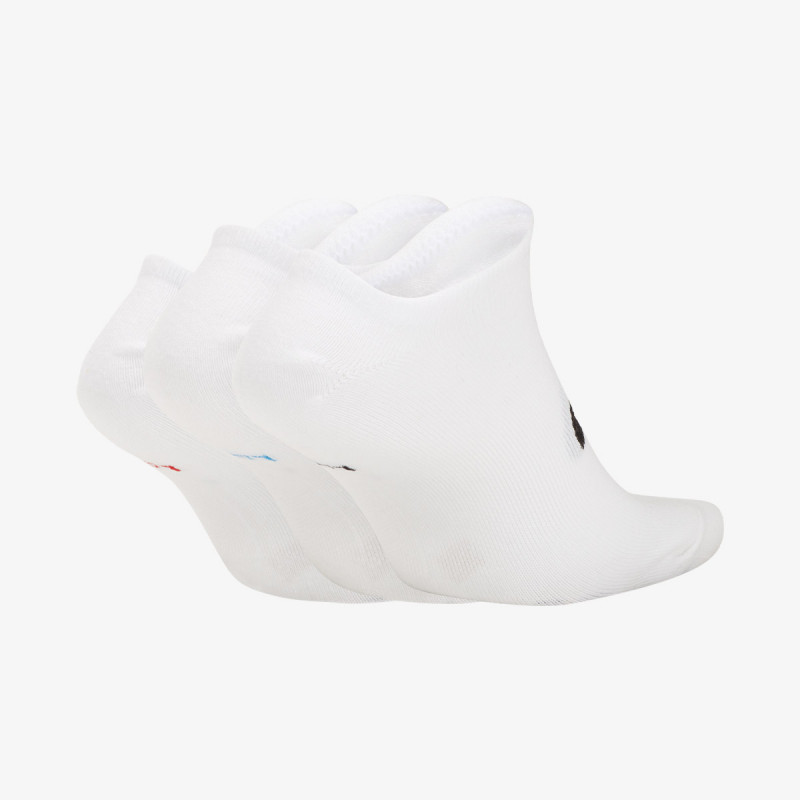 Nike Sportswear Everyday Essential 
