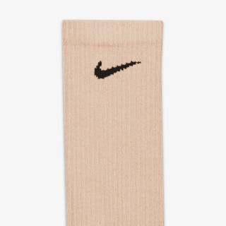 Nike Everyday Plus