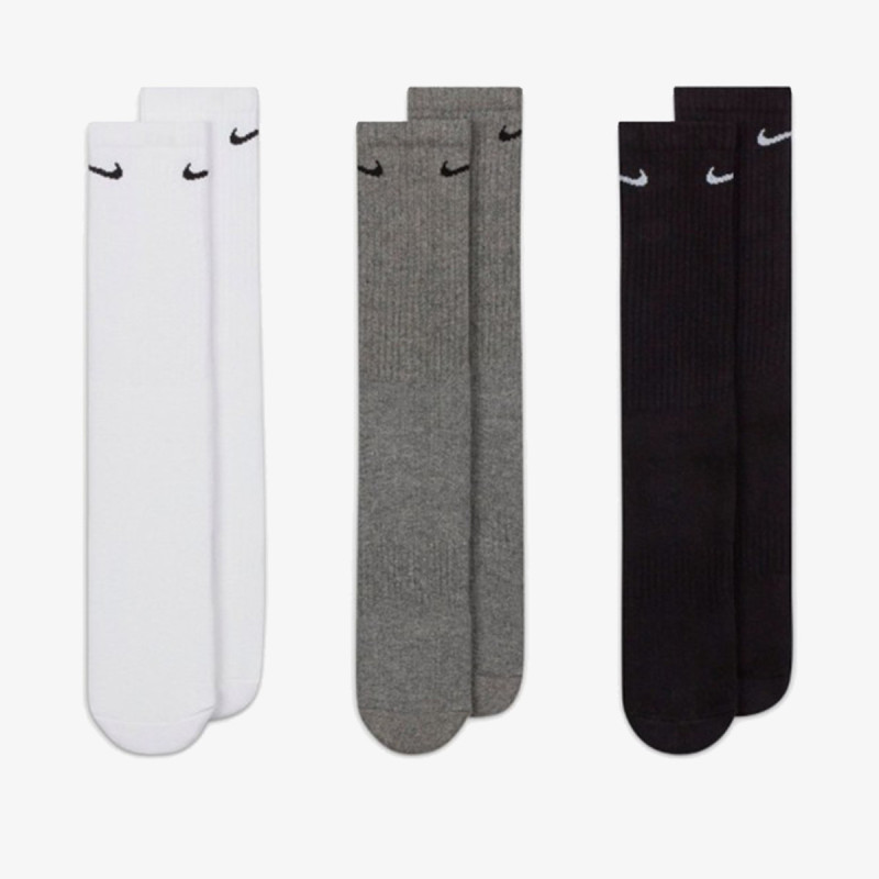 Nike Nike Everyday Cushioned 