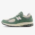 New Balance Маратонки 2002R 