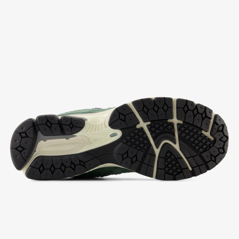 New Balance Маратонки 2002R 