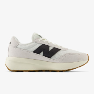 New Balance 370 
