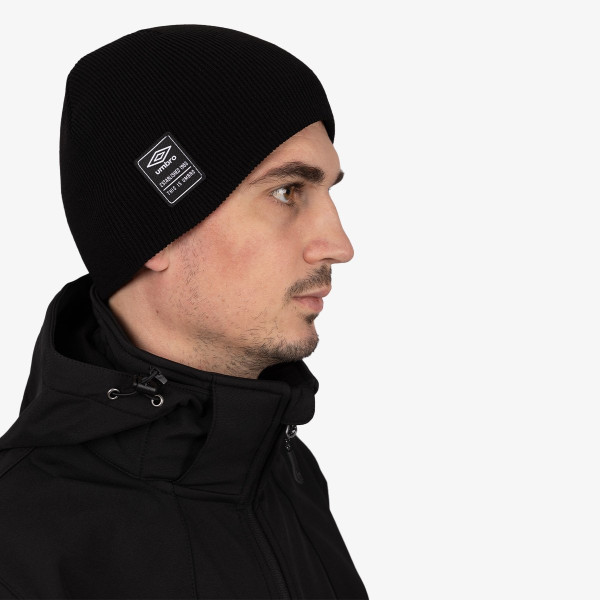 Umbro Шапка ESSENTIALS BEANIE 