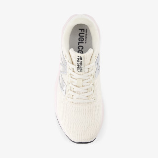 New Balance W FC PROPEL 