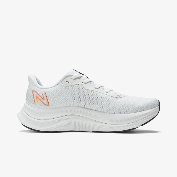 New Balance Маратонки NEW BALANCE - FUEL CELL PROPEL 