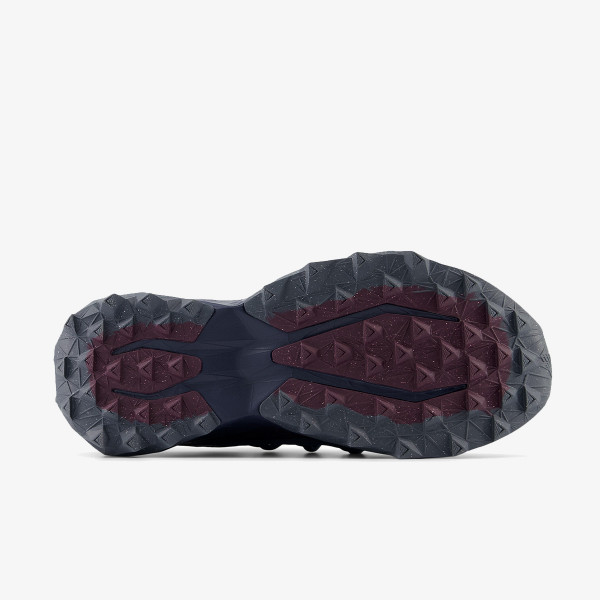 New Balance Tektrel 