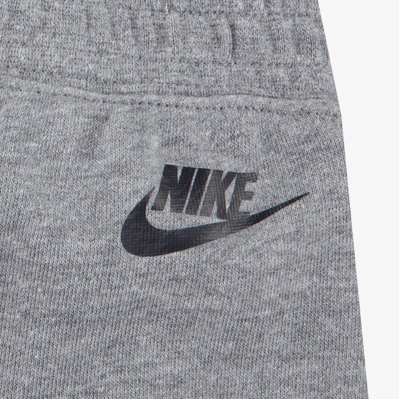 Nike Къси панталони Thrill 